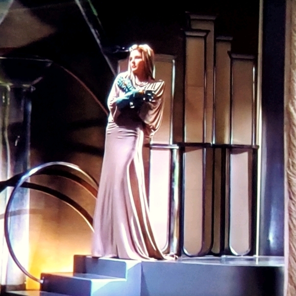 Meet your Posher, Alyssa - Picture 9 of 11